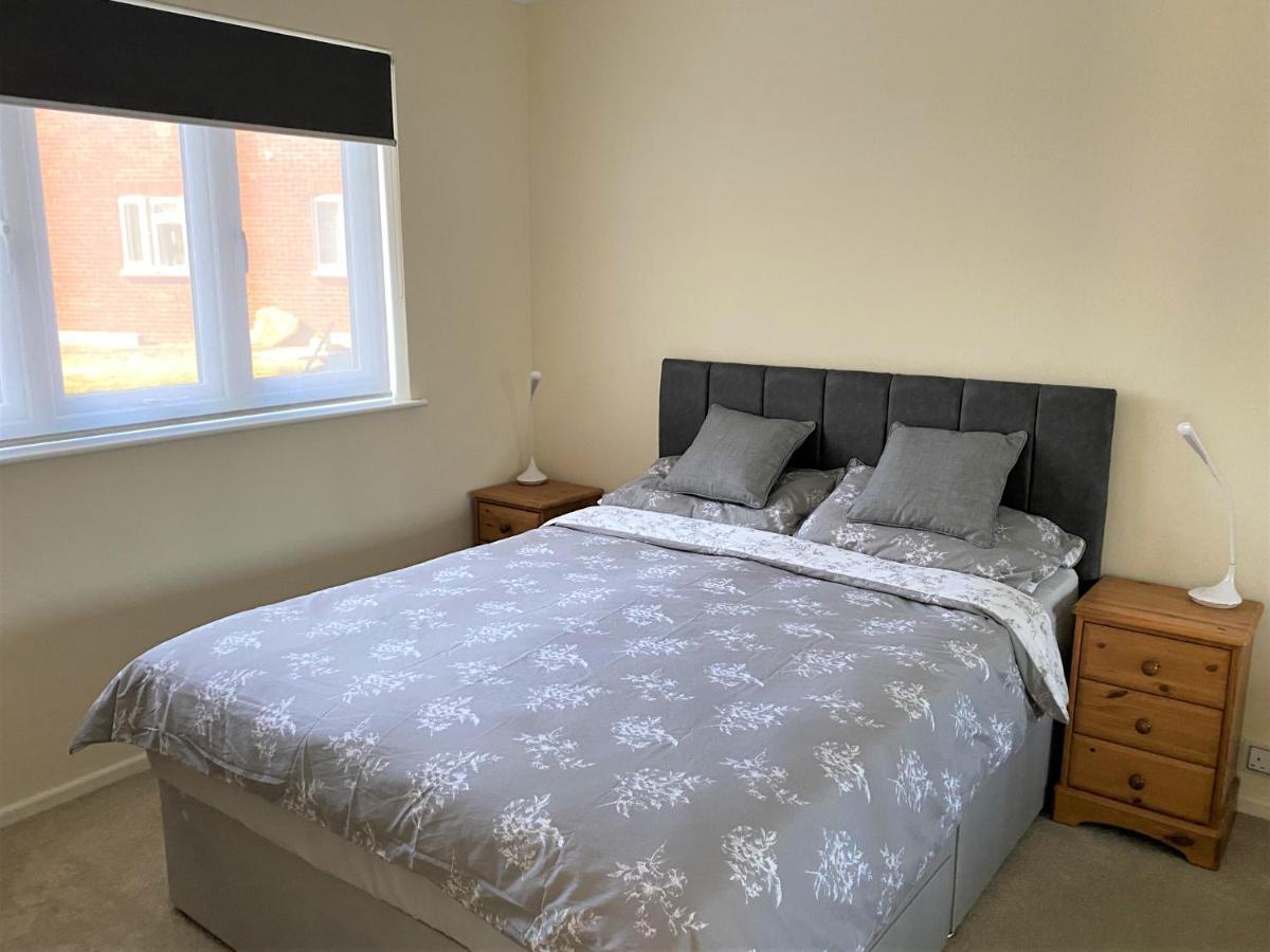 Luxury Suntrap In Private Complex St Leonards Apartment Hastings Bagian luar foto
