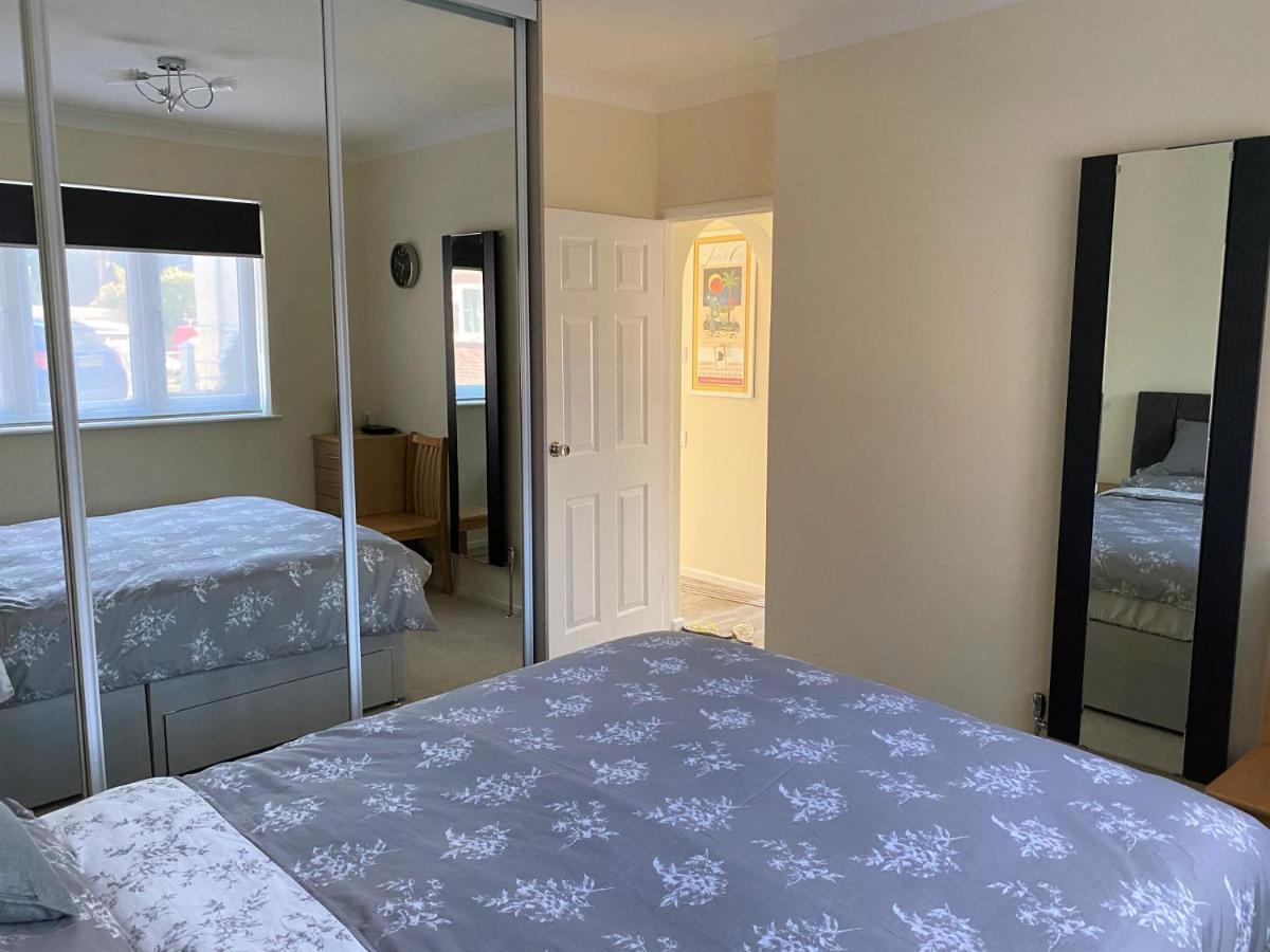 Luxury Suntrap In Private Complex St Leonards Apartment Hastings Bagian luar foto
